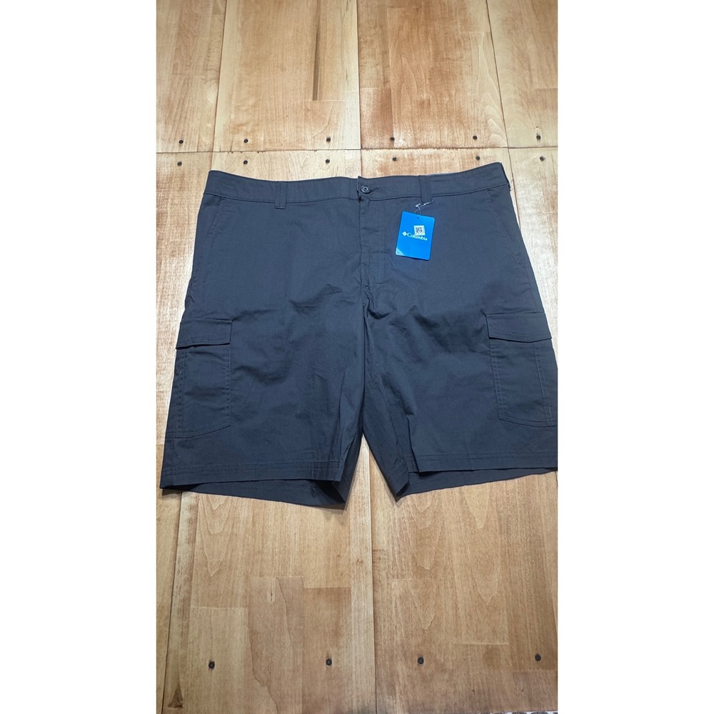 Columbia‎ Mens Regular Fit Cargo Shorts Dark Grey Stretch Size 42 Inseam 10 NWT